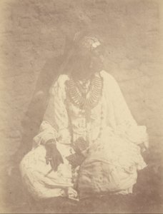 壁に座っているネイティブの女性の肖像画 作： Théodule Devéria